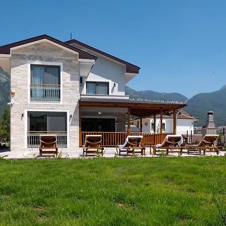 Perfect Peaceful In Oeluedeniz 别墅