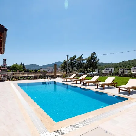 Perfect Peaceful In Oeluedeniz